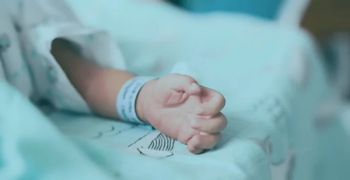 Leia mais sobre o artigo Mãe não terá desconto em salário por faltar para cuidar do filho doente